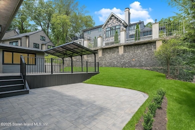 113 Longview Rd, Staten Island, NY 10304 - photo 4