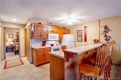 1522 Harbor Point unit E103, Osage Beach, MO 65065 - photo 5