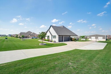 325 Palo Alto Dr, Springtown, TX 76082 - photo 3