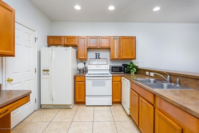 3707 Chambers Ln Unit 3-2