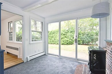 90 Lancaster Ave, Warwick, RI 02886 - photo 6