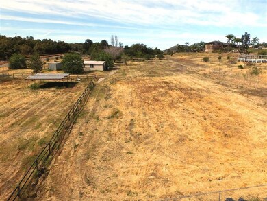 8912 W Lilac Rd, Escondido, CA 92026 - photo 5