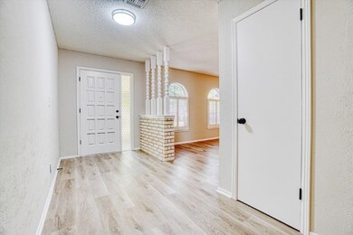 2106 Carolin Dr, Duncan, OK 73533 - photo 3