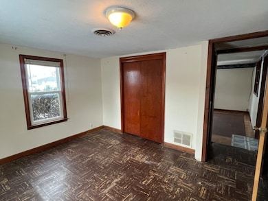 206 Crestwood Ave, Tilton, IL 61833 - photo 5