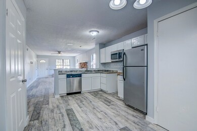 821 Temple Rd-13