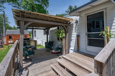 139 Rockingham Rd unit 21, Derry, NH 03038 - photo 4