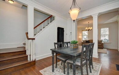 Dining Room (2)