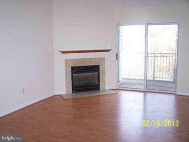 8931 Town Center Cir unit 310, Upper Marlboro, MD 20774 - photo 6
