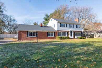 4302 Edgecliff-45