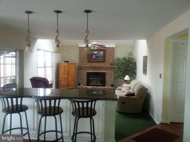 4562 Doncaster Dr, Ellicott City, MD 21043 - photo 4