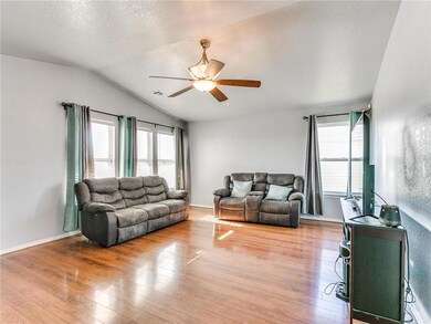 9413 Checkerbloom Dr, Oklahoma City, OK 73165 - photo 5