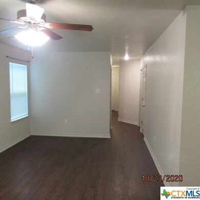 205 W Reagan Ave unit B, Copperas Cove, TX 76522 - photo 2
