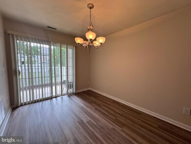 807 Kirby Way unit 807, Mount Laurel, NJ 08054 - photo 5