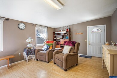 4379 Sleepy Hollow Ln NE, Silverton, OR 97381 - photo 5