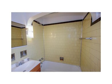 Full Bath.