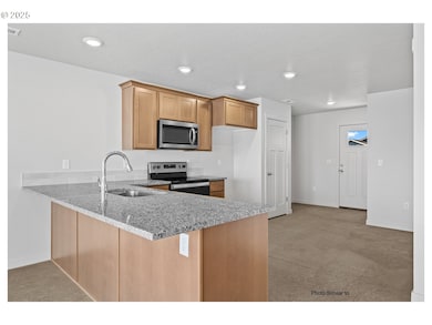 670 Jimmy St, Stanfield, OR 97875 - photo 7