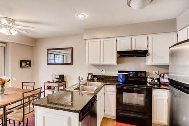 1504 W Jefferson Ave unit C, Naperville, IL 60540 - photo 3