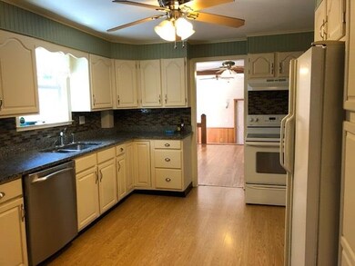 22 Easterly Ave, Rutland, VT 05701 - photo 3