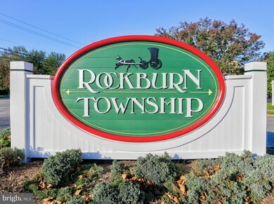 7747 Rockburn Dr, Ellicott City, MD 21043 - photo 2