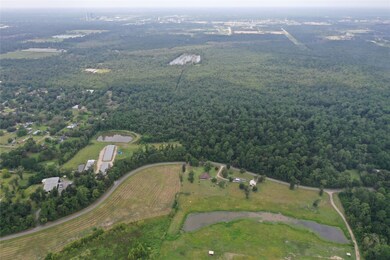 18500 Trails End Rd, Conroe, TX 77385 - photo 7