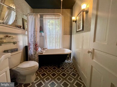 582 Columbia Ave, Millville, NJ 08332 - photo 3