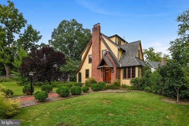 611 Pershing Dr, Silver Spring, MD 20910 - photo 2