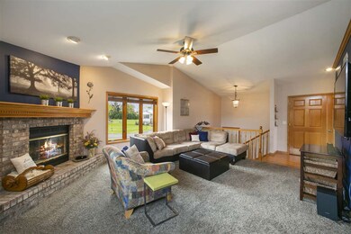 N9411 County Road D, Belleville, WI 53508 - photo 6