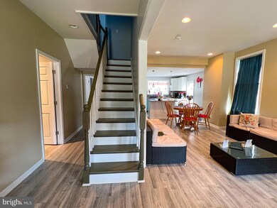 512 Cooper St, Beverly, NJ 08010 - photo 2