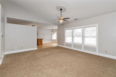 137 Galahad Dr, Franklin, IN 46131 - photo 4