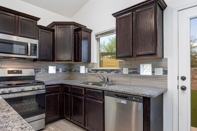 957 Haggerston St, El Paso, TX 79928 - photo 7