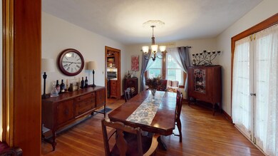 504-E-Torrence-Dining-Room(1)