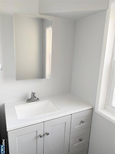 95 Thompson Ave unit B, Dover, NJ 07801 - photo 7