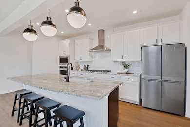 1430 Preserve Dr unit 29, Carol Stream, IL 60188 - photo 4