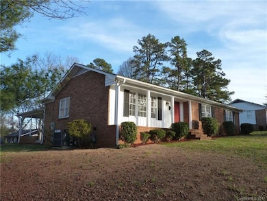 Left side of house shows the gas pack.