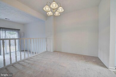 8985 Bonham Cir, Manassas, VA 20110 - photo 3