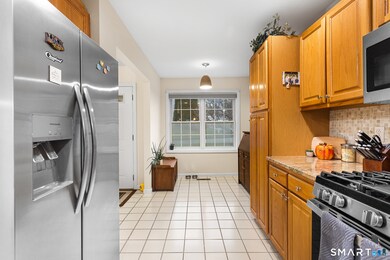 5003 Heartwood Ln, Danbury, CT 06811 - photo 7