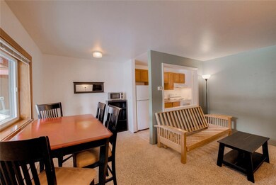 Ground floor unit with efficient layout and open l