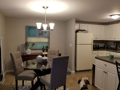 7 Highland Green Ln unit 7, MerriMacK, NH 03054 - photo 5