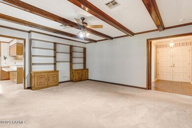 201 Valleyview-5