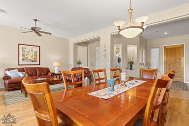 5-web-or-mls-4547-e-monte-cristo-ave