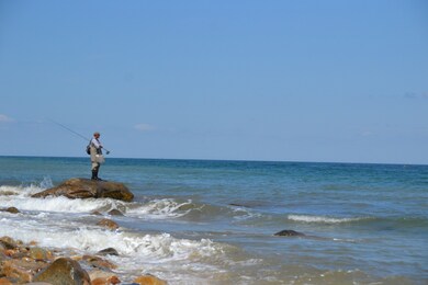 0 Oxcart Rd unit 28359, Aquinnah, MA 02535 - photo 4