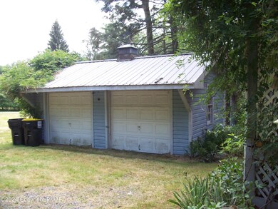 505 Rowland Rd, Greeley, PA 18425 - photo 5