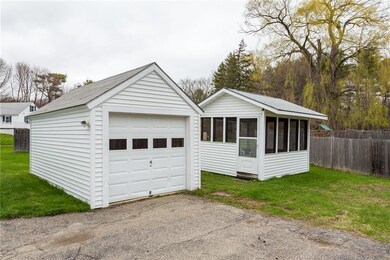 2-Wood-Ave-Eliot-ME-Garage and...
