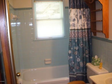 9311 Pagoda Dr, Louisville, KY 40229 - photo 6