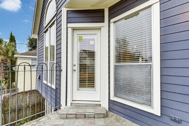 735 Arlington St unit 5, Houston, TX 77007 - photo 5