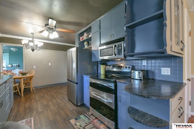 603 Omaha St, Beaver Crossing, NE 68313 - photo 2