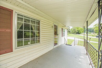 12623 Hickory Creek Rd, Knoxville, TN 37932 - photo 7