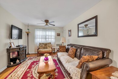 45-69 Bell Blvd unit B, Bayside, NY 11361 - photo 2
