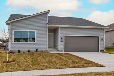 9844 NW 82nd Ave, Johnston, IA 50131 - photo 2