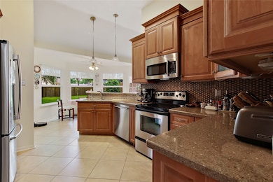 1404 Edinburgh Dr, Friendswood, TX 77546 - photo 7